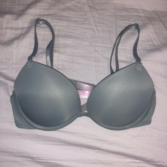 BNWOT Light Blue Super Push Up Bra VS PINK - Picture 1 of 4
